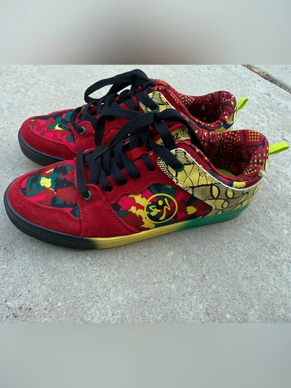 Zumba Let’s Jam Street Bold Fitness dancing sneakers with Multicolor Tropical